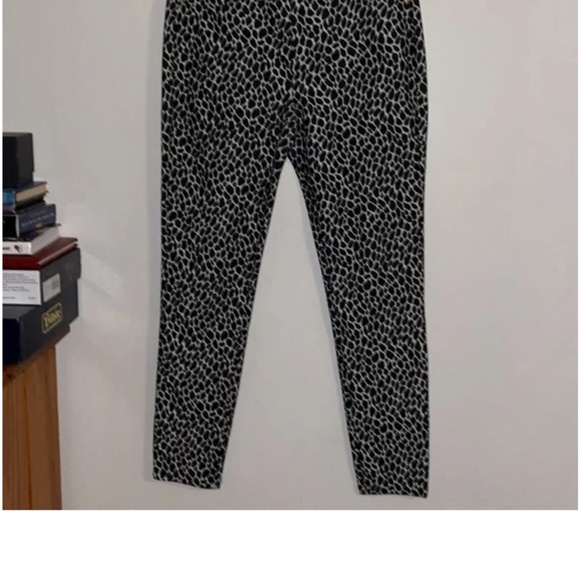 Michael Kors Leopard Print Skinny Jeans - Picture 3 of 9